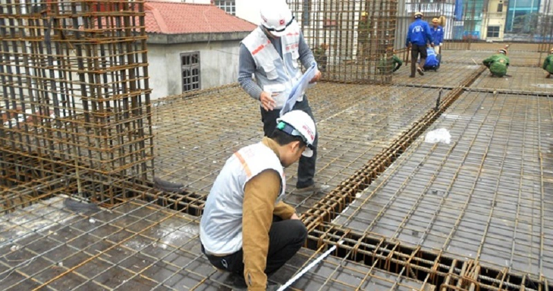 Thi công sàn bê tông cốt thép